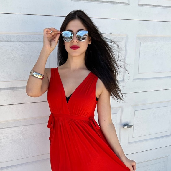 Beautiful ZARA dresses for summer! I have red, yellow, and turquoise! - Picture 2 of 4